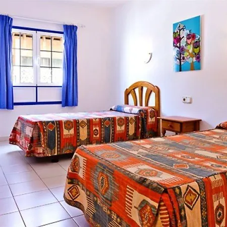 Atlantis Lomas Апартаменти