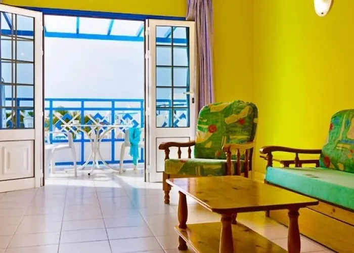 Atlantis Lomas Apartamento *